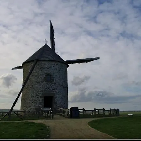 Pres Du Mont Saint Michel, Acces A Pieds. Casa vacanze *