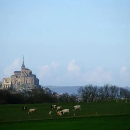 Casa vacanze Pres Du Mont Saint Michel, Acces A Pieds. Beauvoir (Manche)